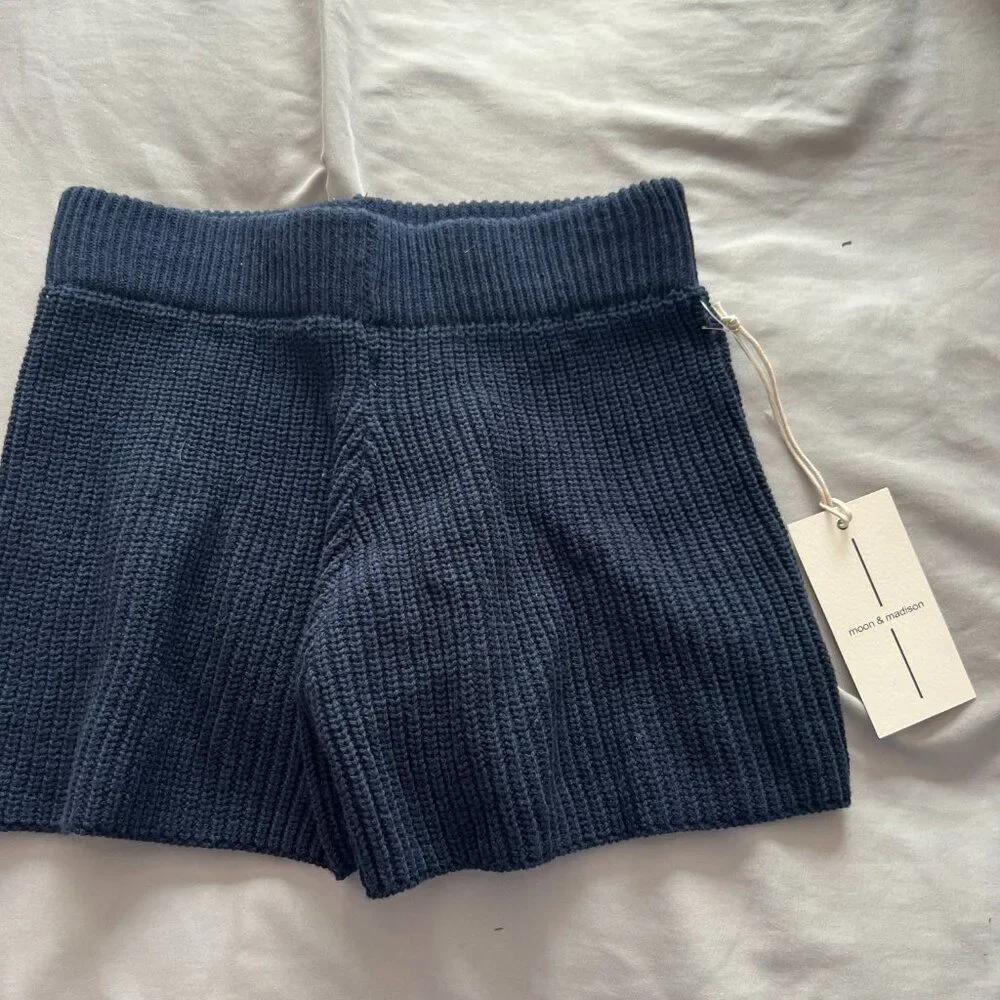 NWT Moon &‎ Madison small blue shorts